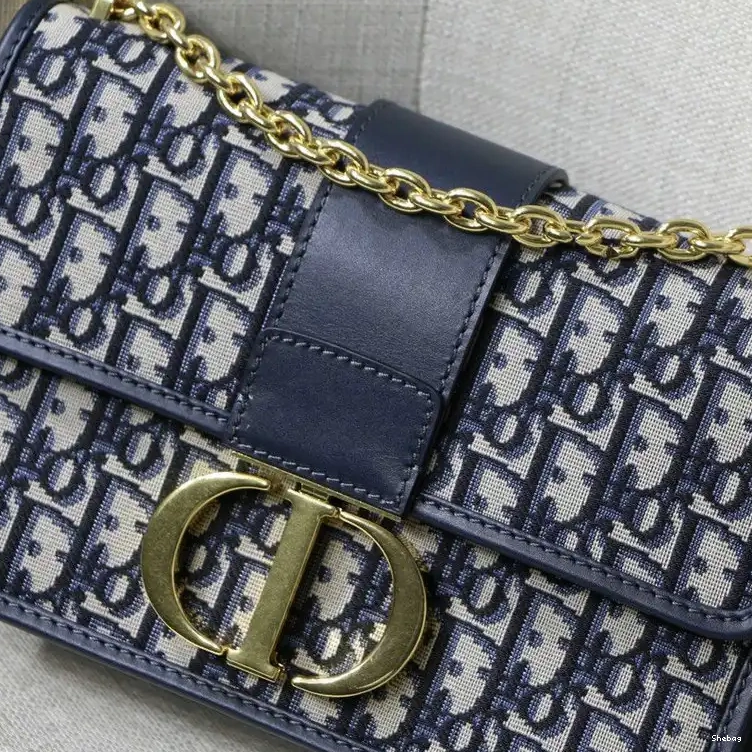 20FY11142 Bag Dio 0505